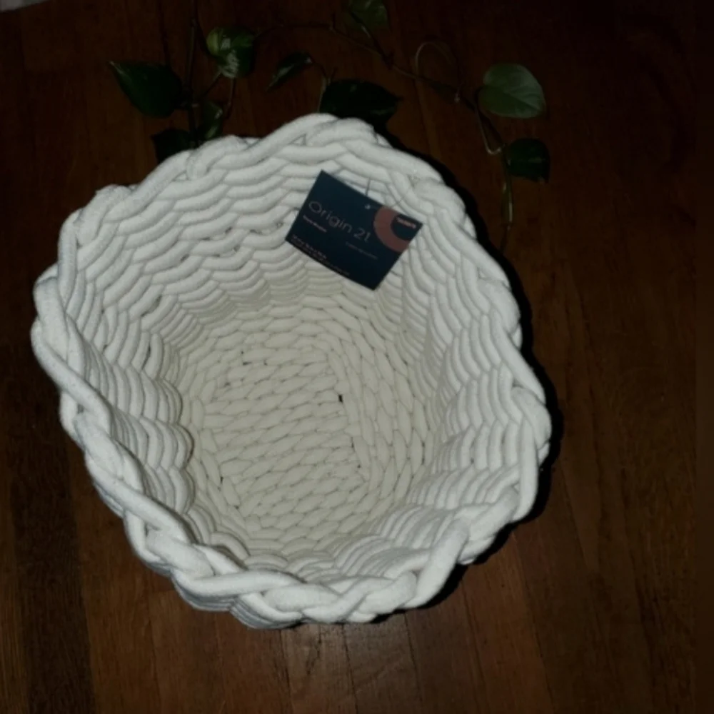 Origin 21 White Rope Basket